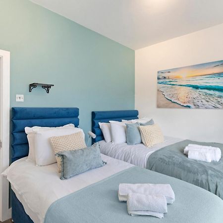 לונדון Rose Suite Camden Town 3 Bedroom Sleeps 11 מראה חיצוני תמונה
