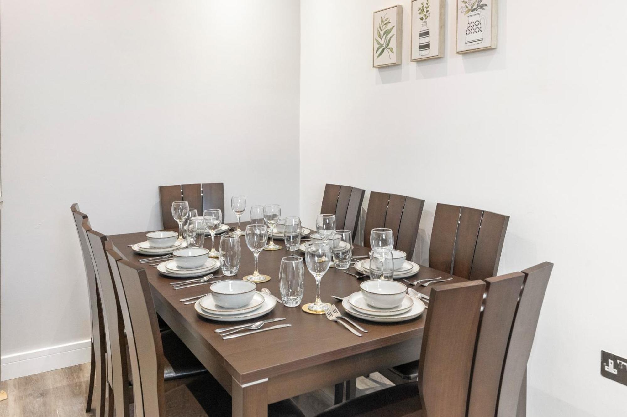 לונדון Rose Suite Camden Town 3 Bedroom Sleeps 11 מראה חיצוני תמונה